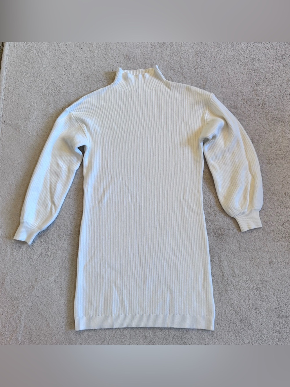 Women’s White Turtle Neck Sweater Dress Size Medium